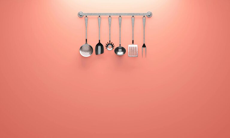 Essential Tools to Maximize Efficiency in Your Small Kitchen